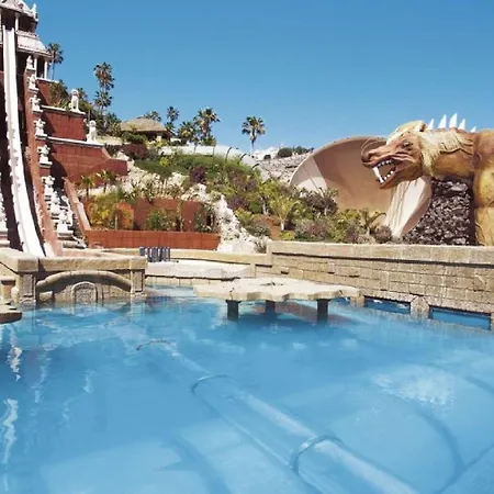Tranquil 1 Bedroom Communal Heated Pool Apartman *